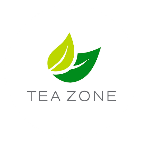Logo de Tea Zone, marca especializada en insumos para bebidas como bubble tea, tapioca, jarabes y tés. Diseño moderno con hojas verdes que simbolizan frescura y productos naturales.