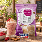 Base Big Train Sabor Chicle - Bubble Gum | Bolsa 1.59 kg con bebida preparada y letrero Kitchen Experts integrado en la escena