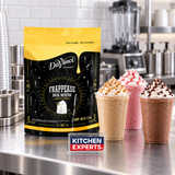 Escena promocional Base DaVinci Matcha Freeze con letrero KEX