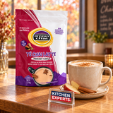 Base Oregon Chai Manzana Canela 1300 Gramos con bebida preparada y letrero Kitchen Experts integrado en la escena