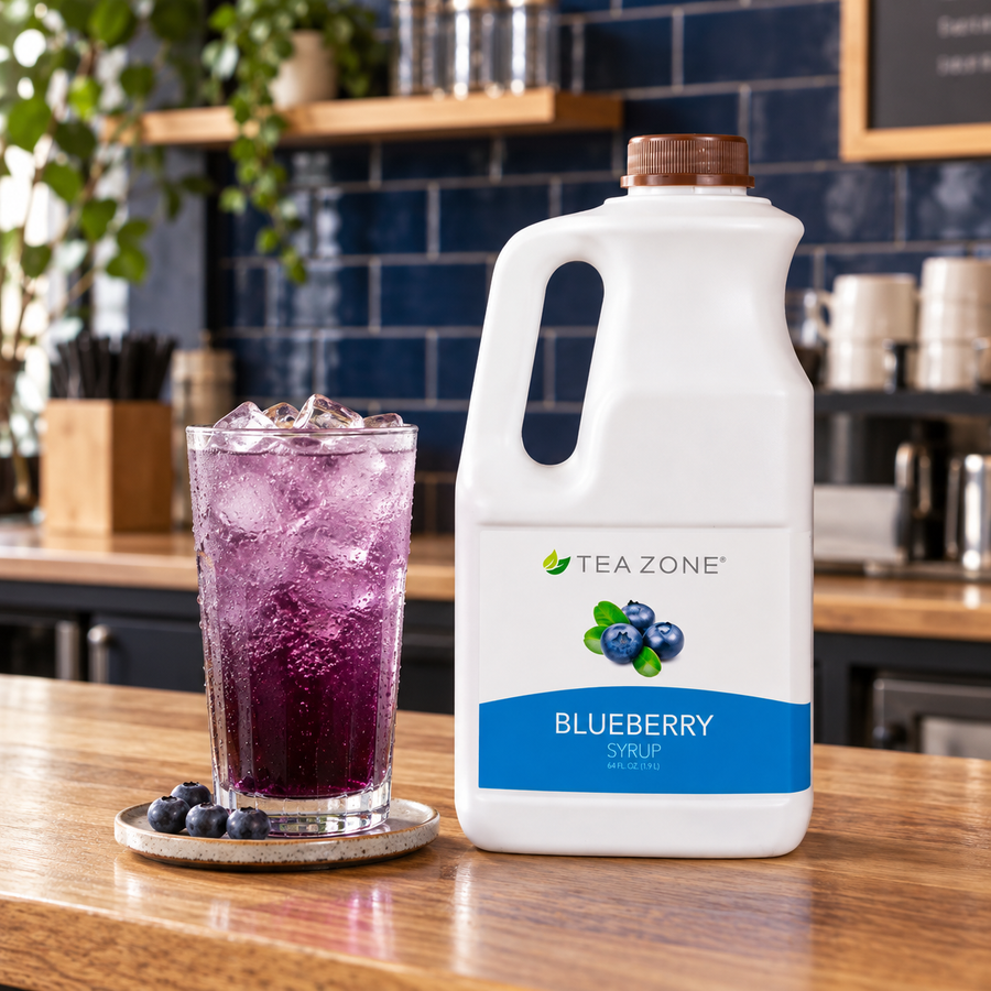 Concentrado Blueberry Tea Zone Botella 1.9 Litros con bebida preparada en cafetería