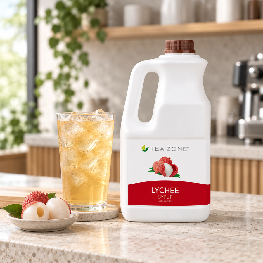 Concentrado Lychee Tea Zone Botella 1.9 Litros con bebida preparada en cafetería