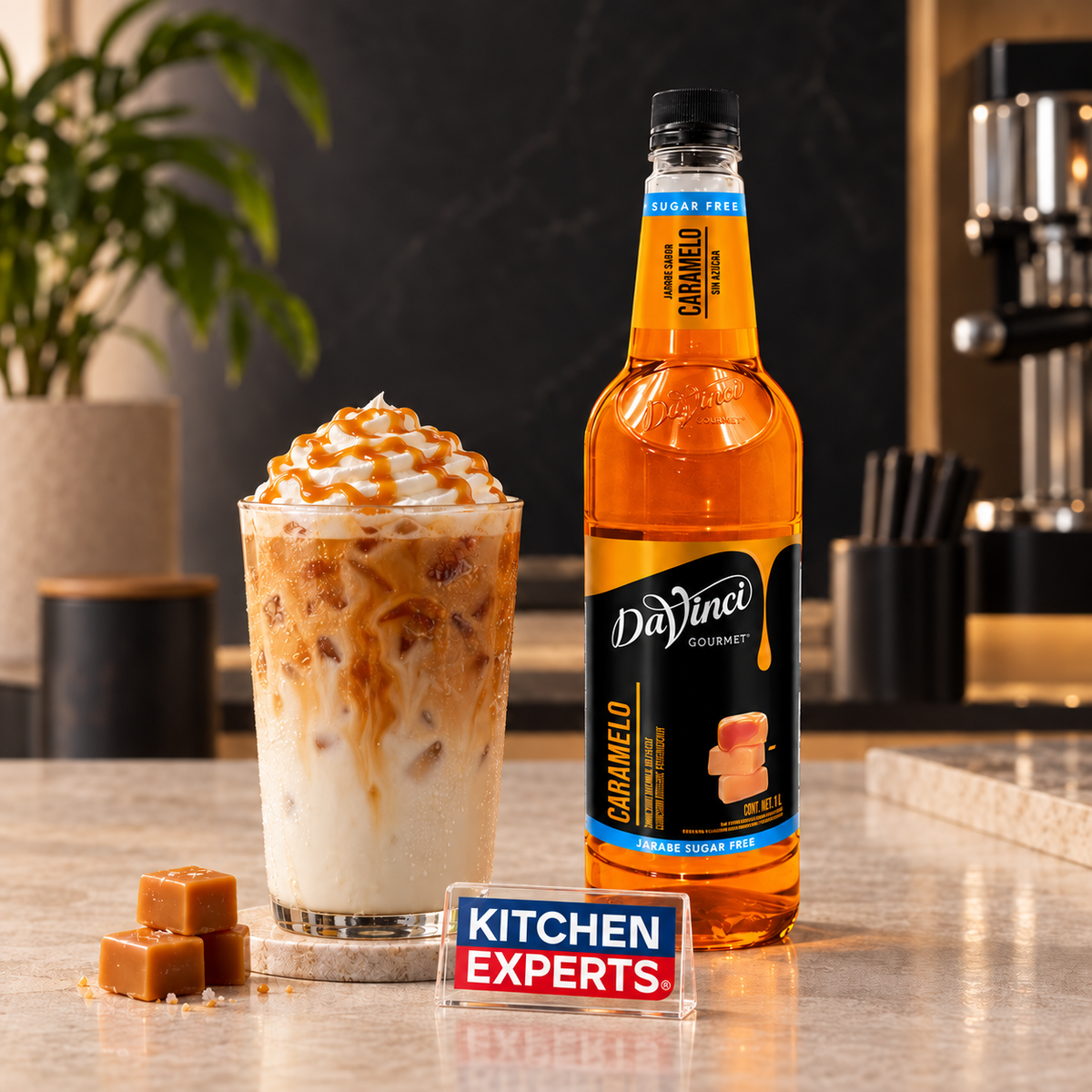 Escena promocional Jarabe DaVinci Caramelo Sugar Free Botella 1 Litro con letrero KEX