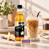 Jarabe DaVinci Gourmet de 375ML Sabor Vainilla en escena con letrero KEX