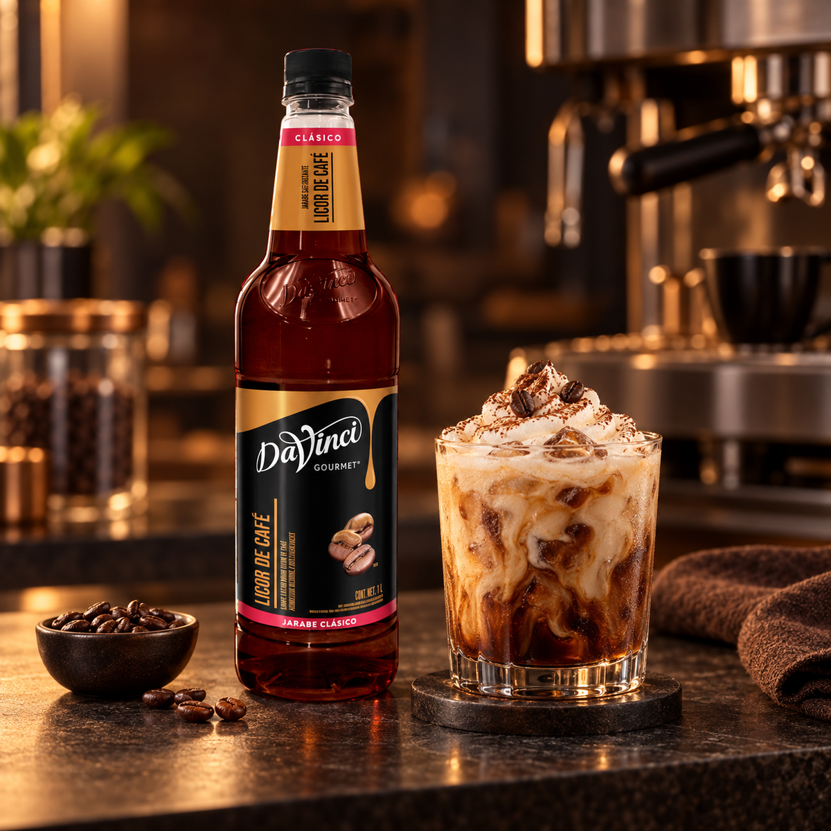 Jarabe DaVinci Licor de Café Botella 1 Litro en bebida preparada, imagen de ambiente KEX