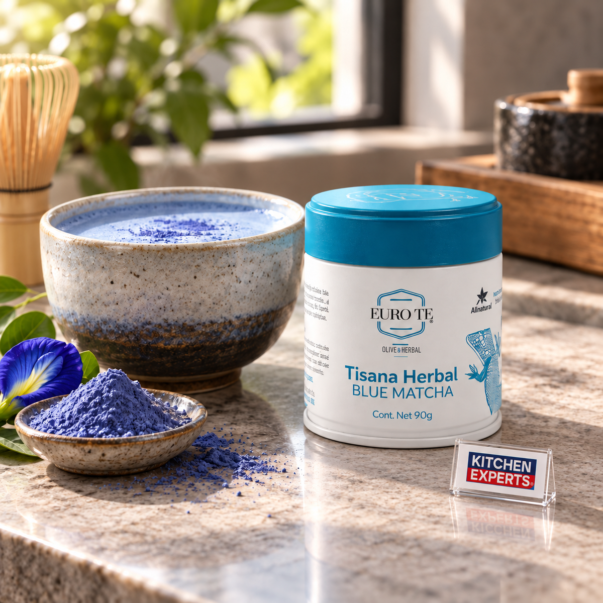 LATA TISANA HERBAL BLUE MATCHA EURO TE 90 GRAMOS - escena KEX
