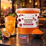 Popping Pearls Passion Fruit Tea Zone 3200g | Perlitas Explosivas en escena con letrero central Kitchen Experts